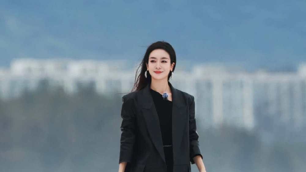 《浪姐6》热播,3人太胆小,2人太胆大,1人情商高,李晟最清醒|乘风2025|玲花|管乐|宋妍霏|吴宣仪_新浪新闻