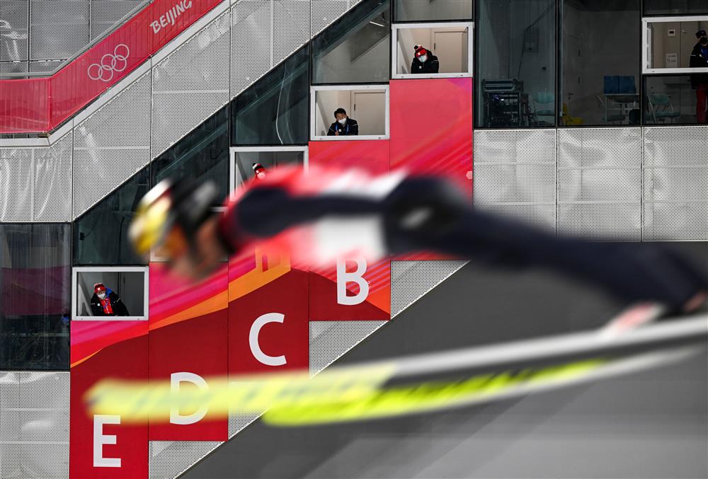 "雪如意"的比赛条件与斯洛文尼亚闻名世界的跳台滑雪胜地普拉尼卡类似