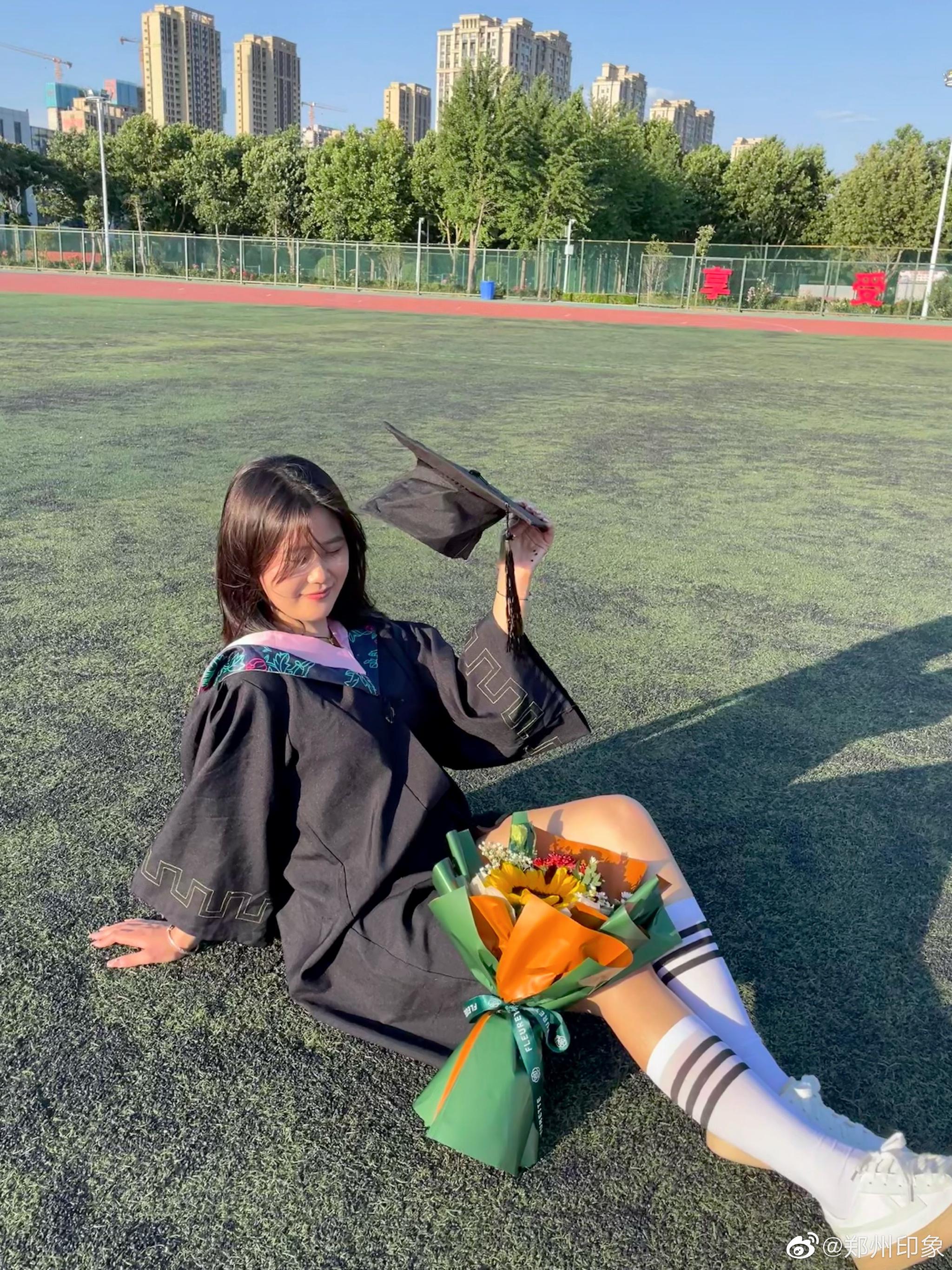 又是一年毕业季,相信郑州高校有不少毕业生已经拍过最美的毕业照,欢迎