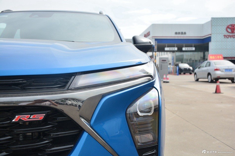 15万级年轻潮酷SUV，雪佛兰星迈罗Seeker怎么选？