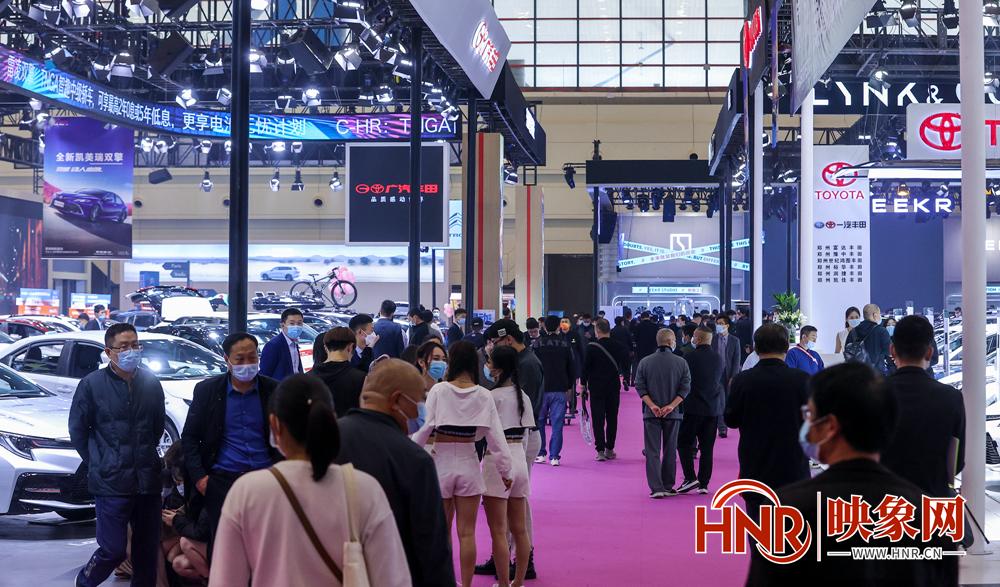 2021第十四届郑州国际车展今日开幕