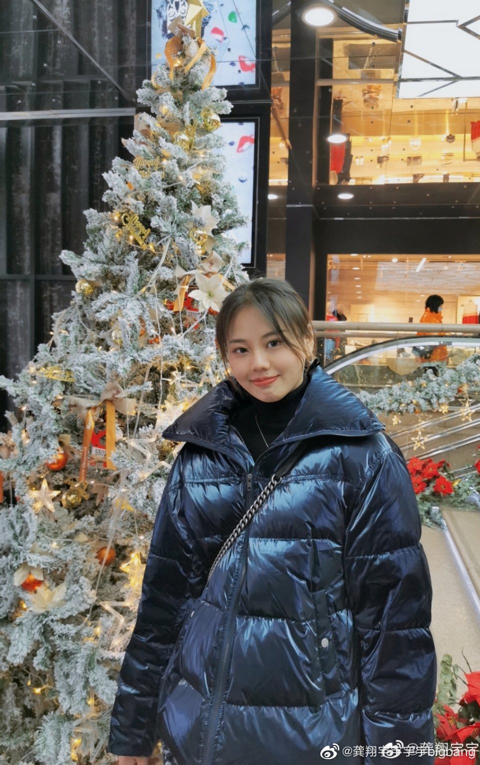 女大十八变!女排奥运冠军龚翔宇晒街拍美照,清纯可人美出新高度