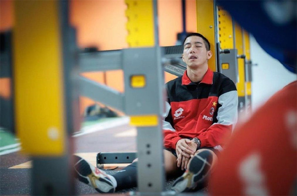 泰星tono横跨湄公河,筹集6800多万铢后,宣布明年出家|泰星|游泳_新浪