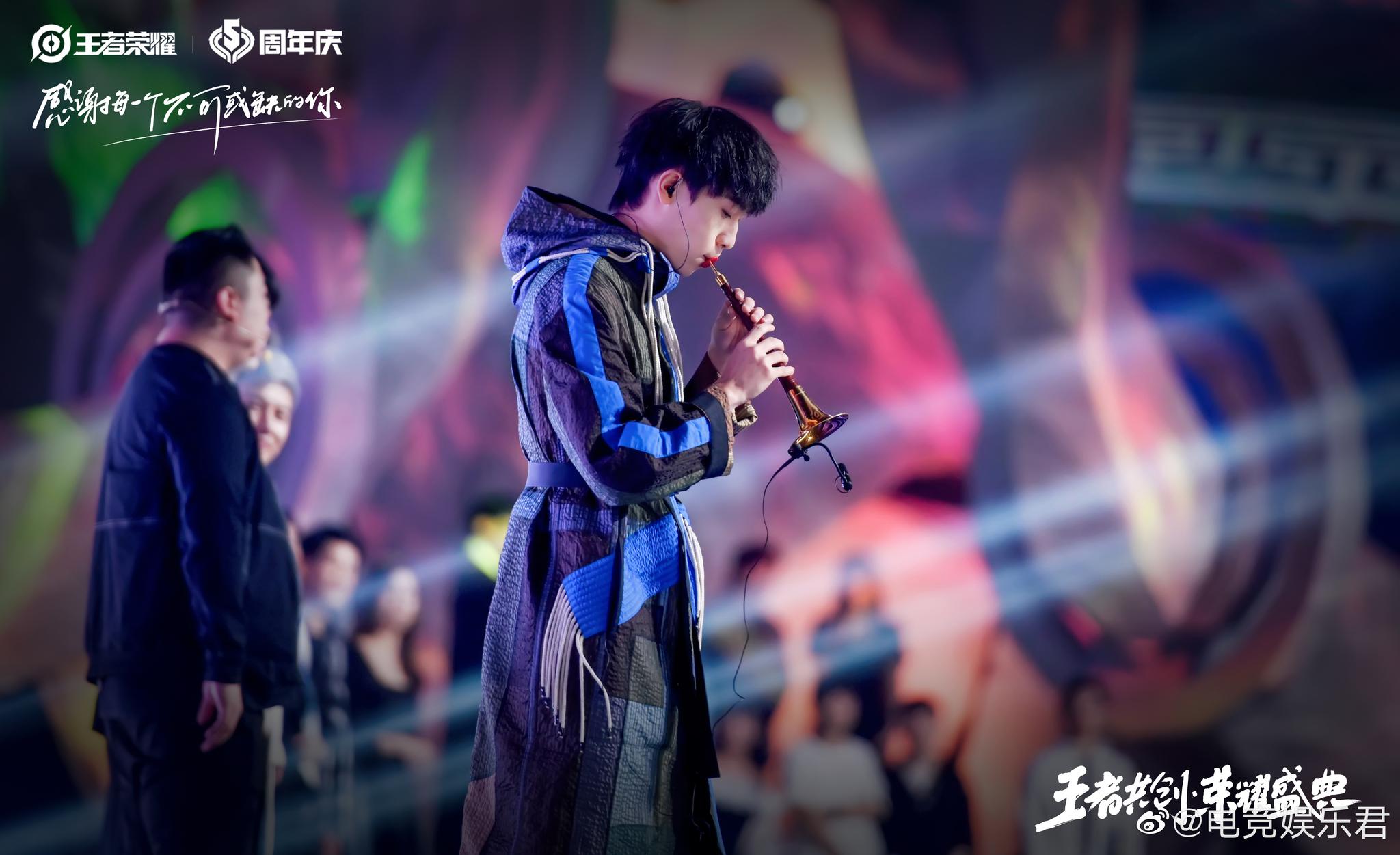 百战成诗现场版也太好听了吧大家觉得好听嘛