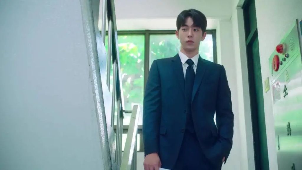 首播收视第一,温暖搞笑治愈!8集后这部tvN最新韩剧必上9分休闲区蓝鸢梦想 - Www.slyday.coM 首播收视第一,温暖搞笑治愈!8集后这部tvN最新韩剧必上9分休闲区蓝鸢梦想 - Www.slyday.coM