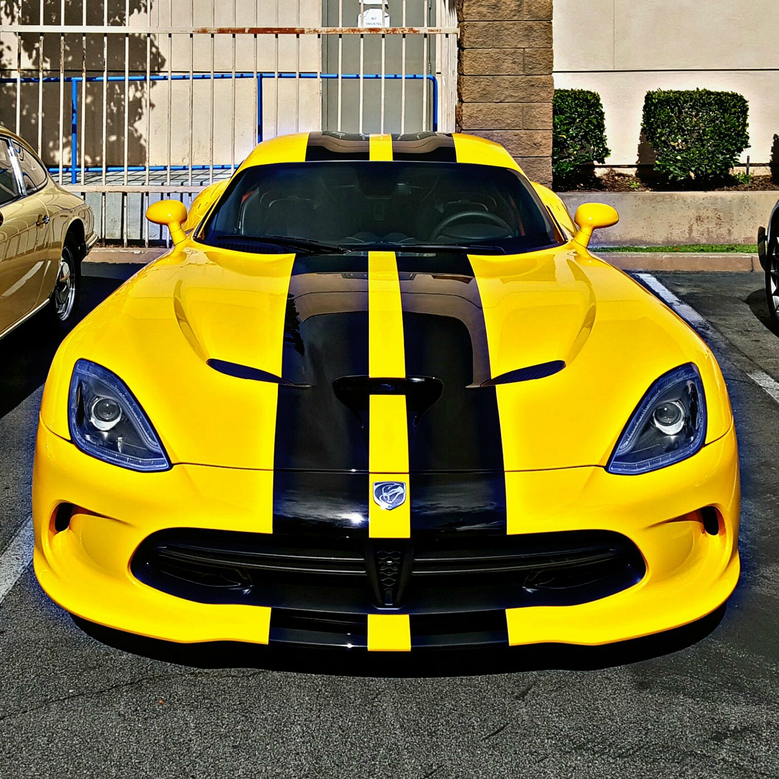 道奇viper,跑车世界里面的一枚毒蛇!