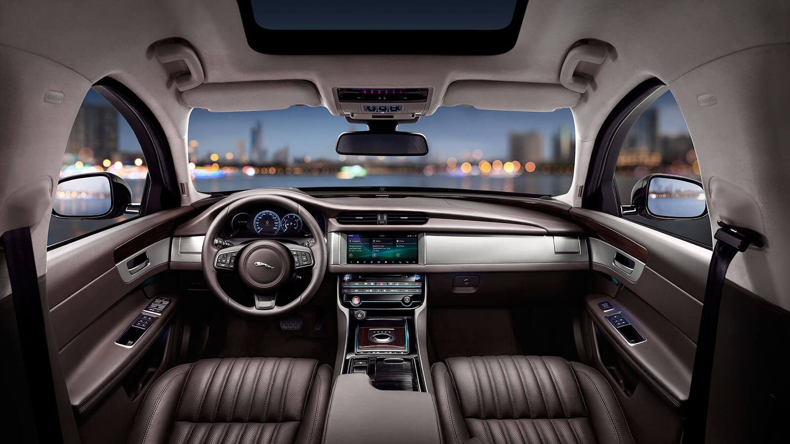 捷豹xfl降至26万起,车长超5米标配主动刹车,还要啥c级