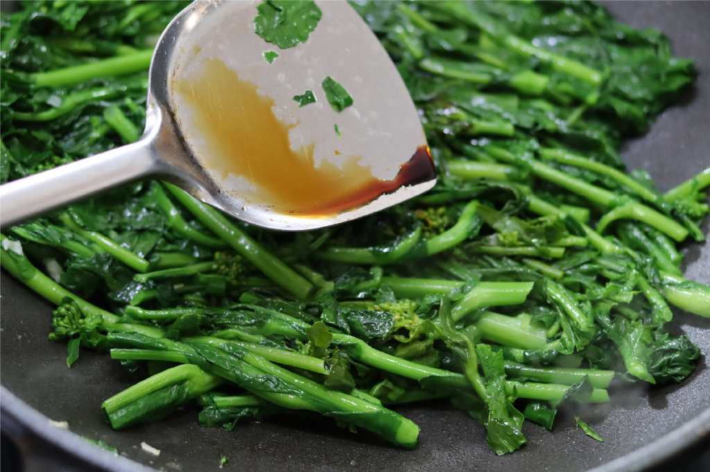 阳春三月油菜花记得要吃炒一盘可真香啊好多人还不知道