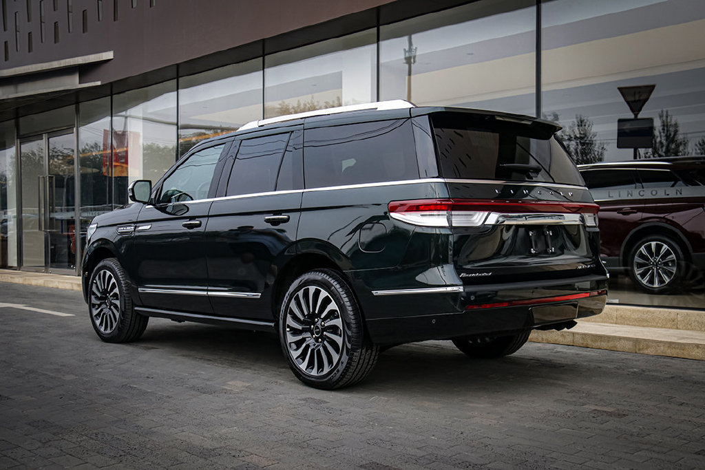 旗舰定位美系豪华全尺寸suv天花板抢鲜体验全新林肯领航员