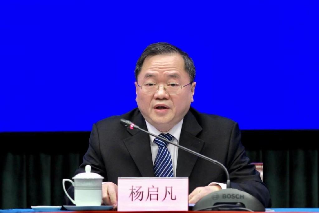 广东省政府新闻办举行“澳车北上”政策发布会 省公安厅交管局主发布