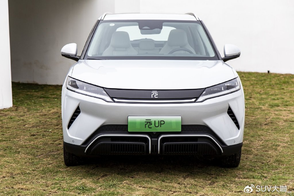 都市通勤代步优选,比亚迪元UP是年轻人第一台纯电SUV?-新浪汽车