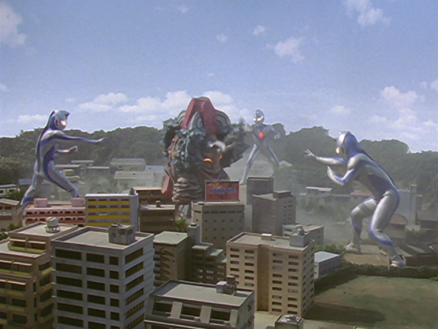 戴拿奥特曼奇迹型奥特魔术的分身攻击