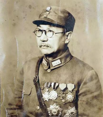 建国后,有两位政工将领,被大家称之为东北王华东王,他们是谁?|民国时期|高岗|张作霖|阎锡山|唐继尧_新浪新闻