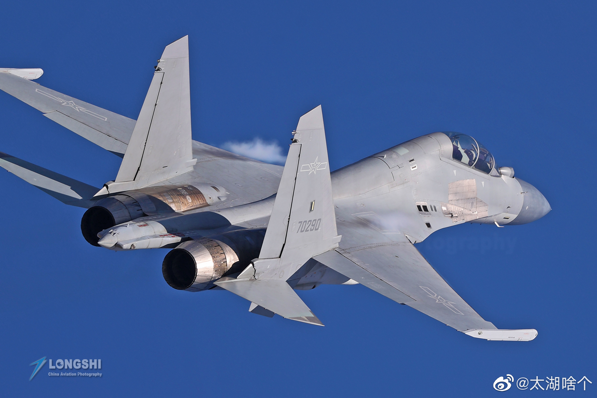 国产歼-16重型战斗机已经批量装备