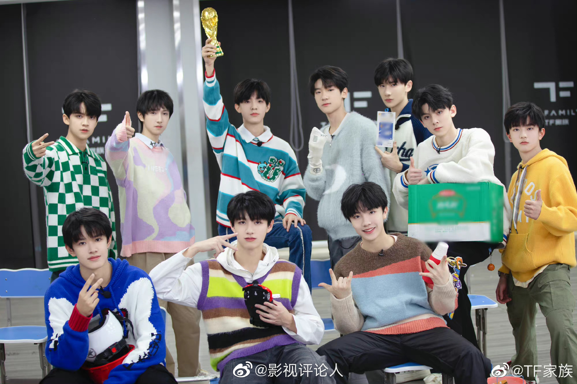 TF家族三代2023新春特辑系列合照 可可爱爱 朱志鑫 苏新皓 张极……__财经头条