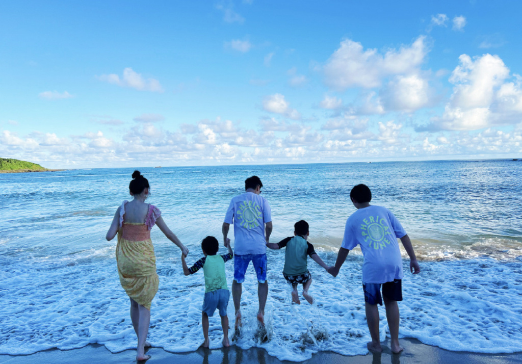 林志颖罕见晒和弟弟合影,两人现身工地视察,梦回仲天骐搬砖剧情休闲区蓝鸢梦想 - Www.slyday.coM 林志颖罕见晒和弟弟合影,两人现身工地视察,梦回仲天骐搬砖剧情休闲区蓝鸢梦想 - Www.slyday.coM