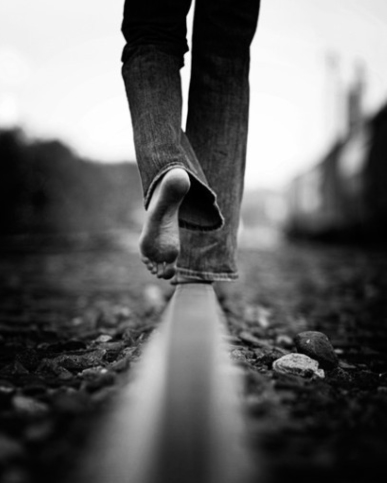 面对压抑跟困境这个星座一向都不弱他们很擅长破解这类僵局