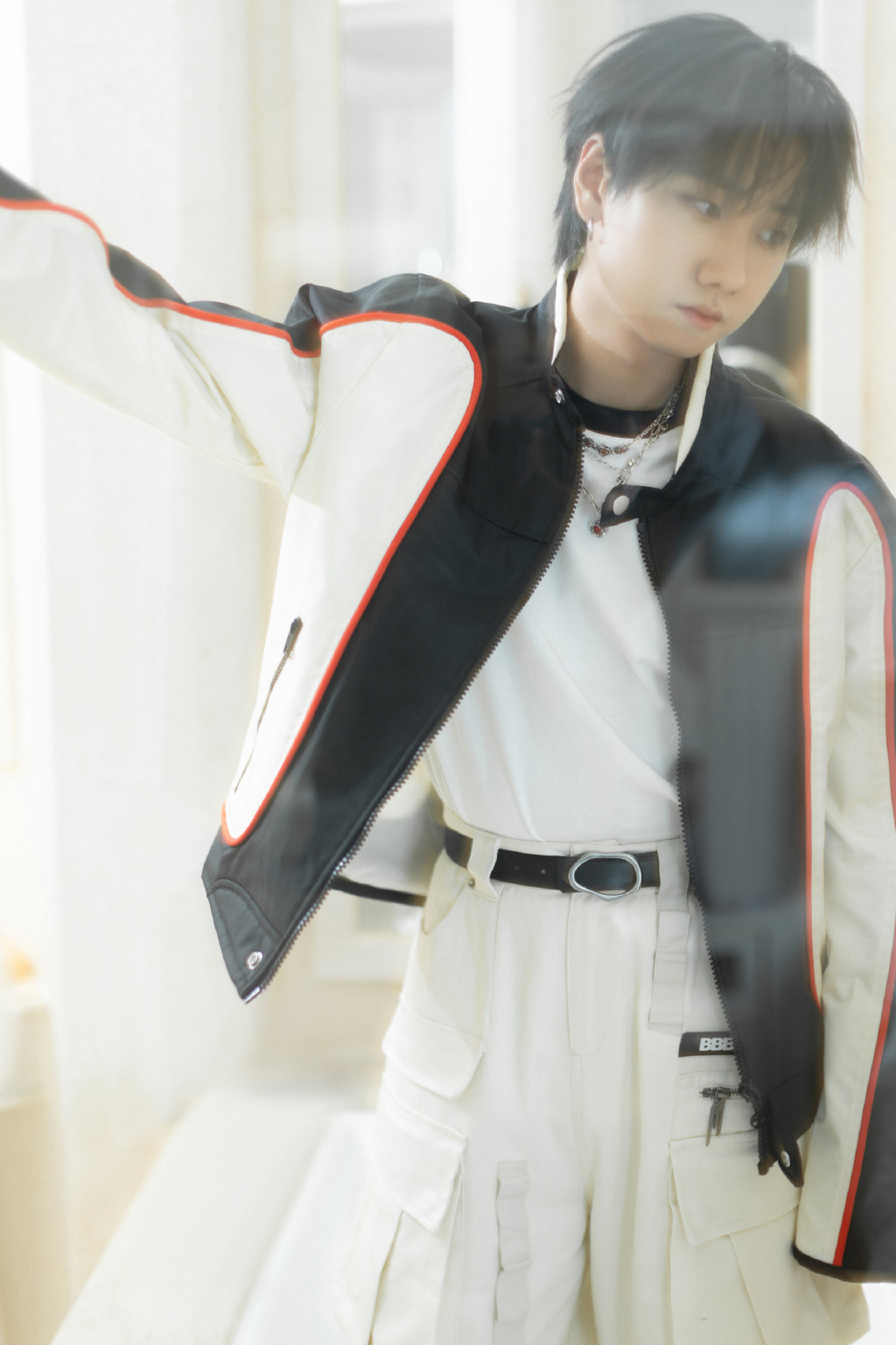 汪苏泷音乐节大片好帅气呀,超级喜欢汪苏泷的歌!__财经头条