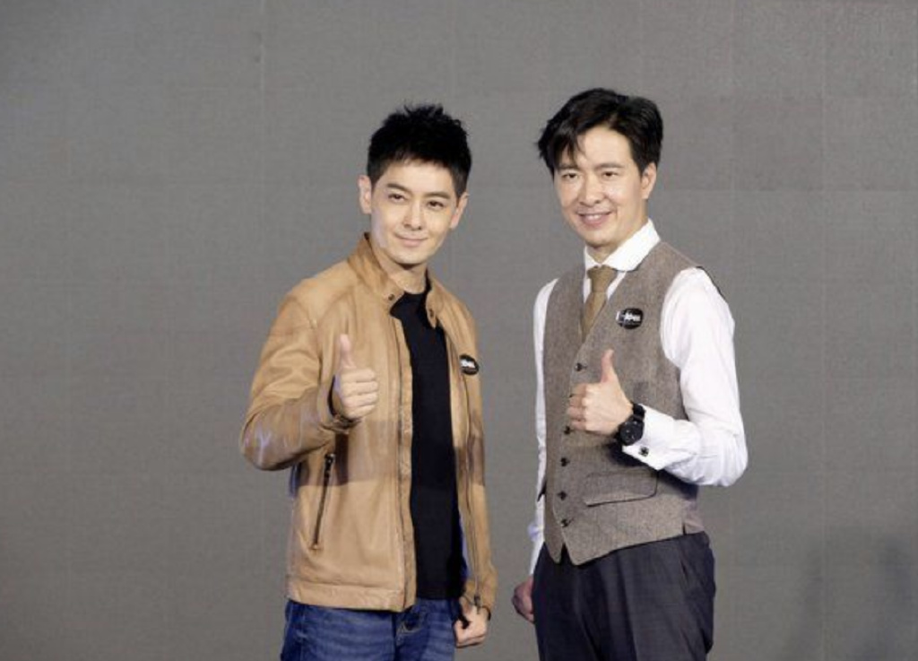 林志颖罕见晒和弟弟合影,两人现身工地视察,梦回仲天骐搬砖剧情休闲区蓝鸢梦想 - Www.slyday.coM 林志颖罕见晒和弟弟合影,两人现身工地视察,梦回仲天骐搬砖剧情休闲区蓝鸢梦想 - Www.slyday.coM