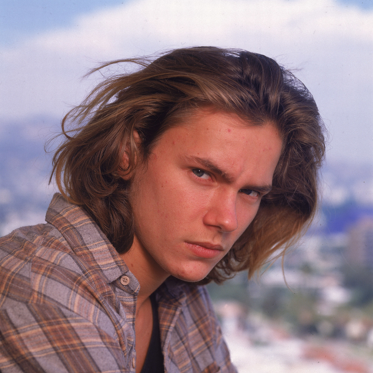 river phoenix photographed by nancy schiff .1988