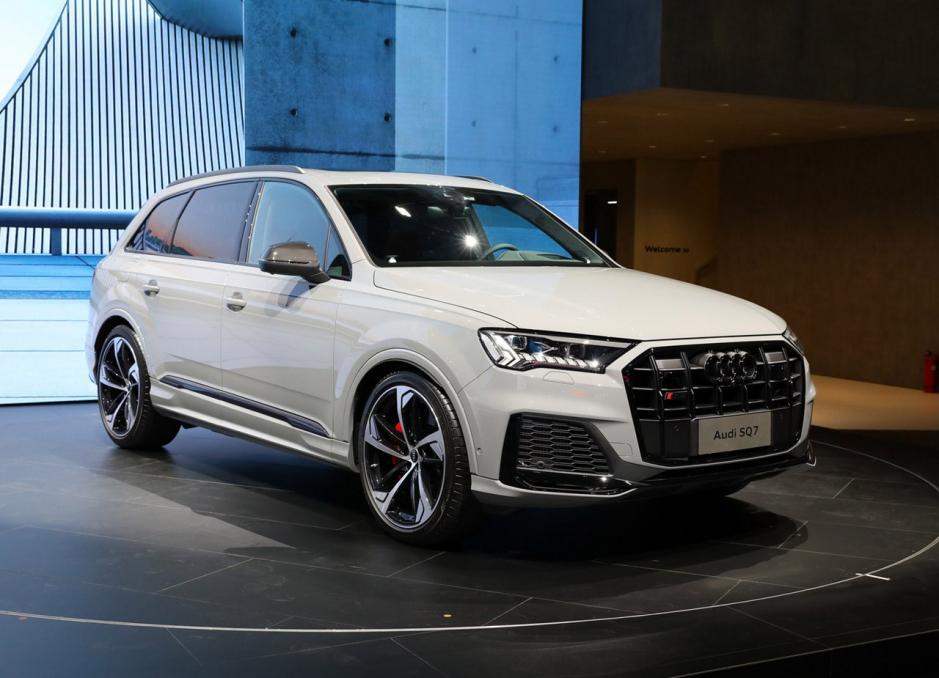 限量300台的百万奥迪贵是贵但总比奔驰大g更有性价比