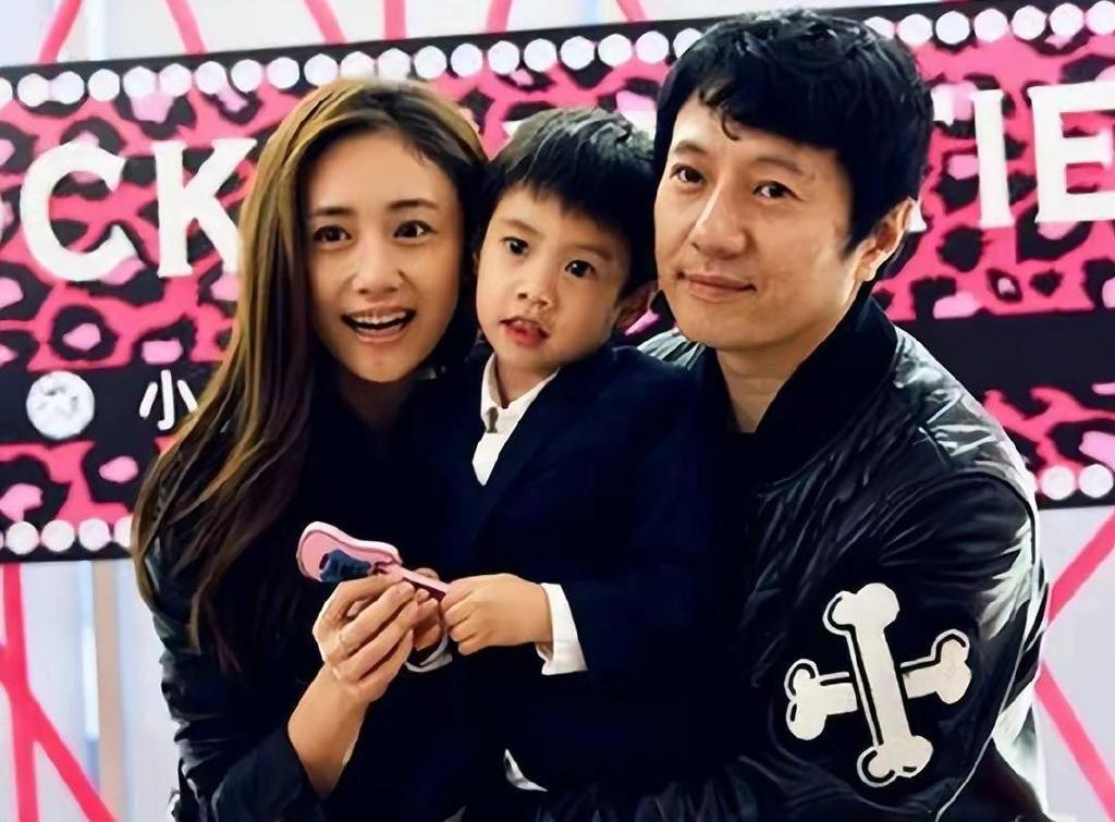 郑钧罕见谈女儿,与前妻离婚后少见面,却依然有父女的默契|郑钧|女儿