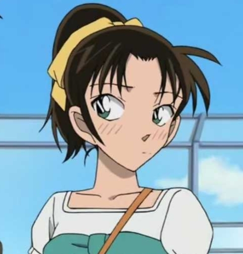 情侣头像 服部平次 远山和叶黑白分明的一对组合