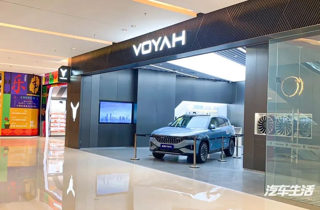 成都奔驰me关店,商圈体验店注定失败