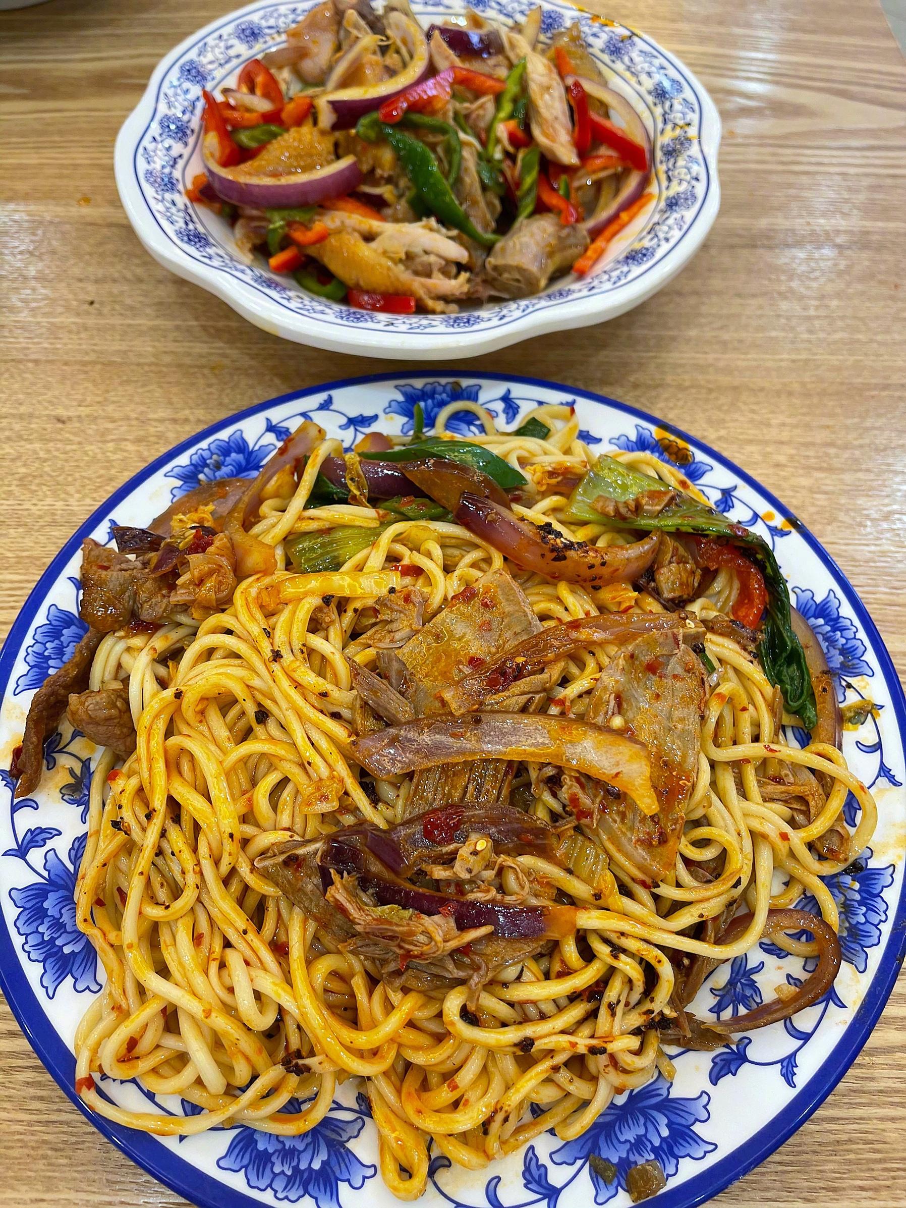 新疆炒拉条,椒麻鸡……醉倒_高清图集_新浪网