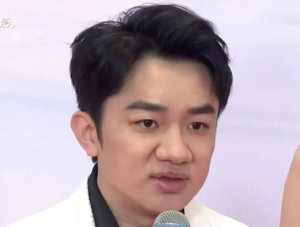 蓝盈莹合照赢张婧仪,江疏影裙子像桌布|蓝盈莹|桌布|韩庚_新浪新闻