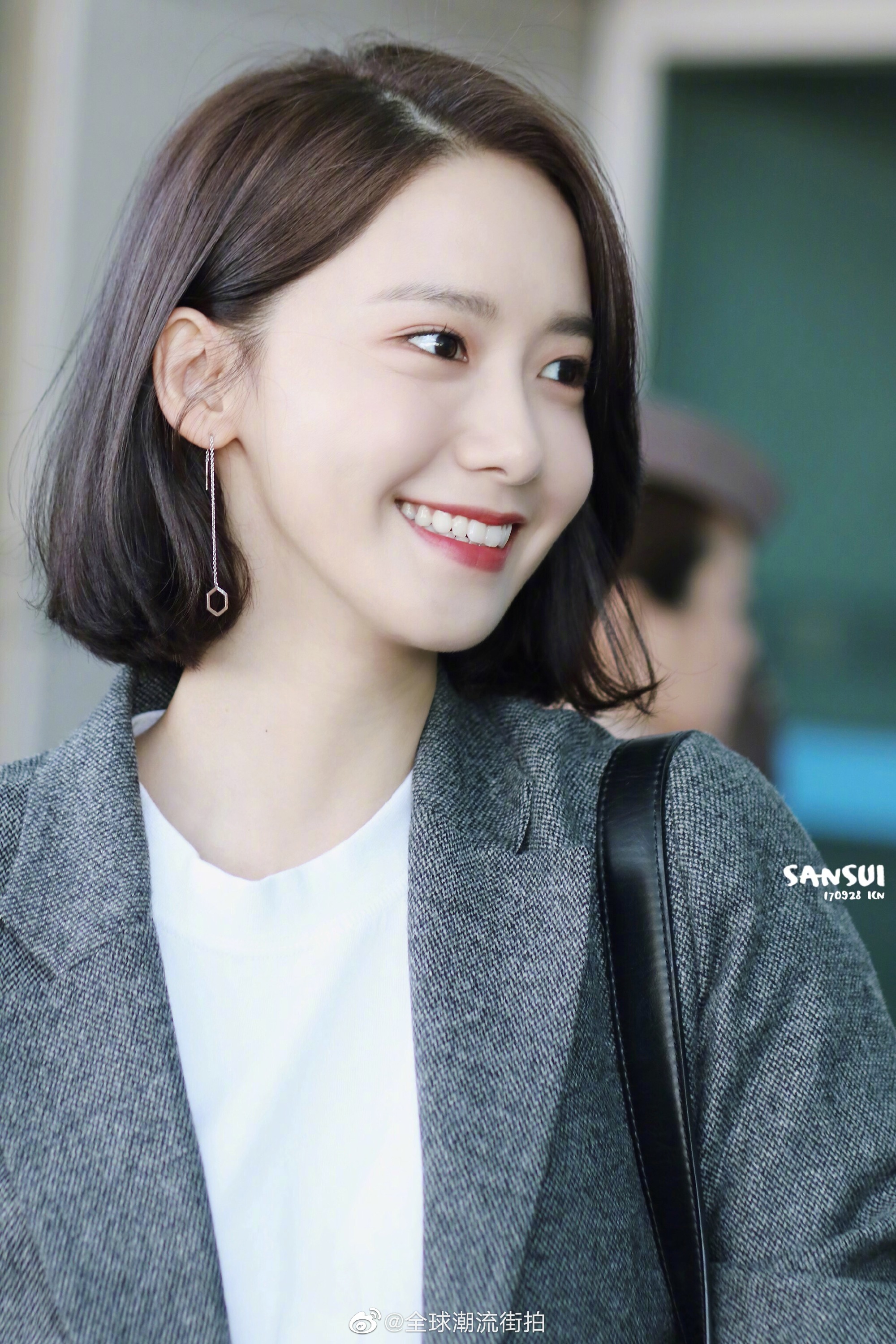 颜值变化史林允儿篇来自南韩神颜数十年如一日的美貌攻击