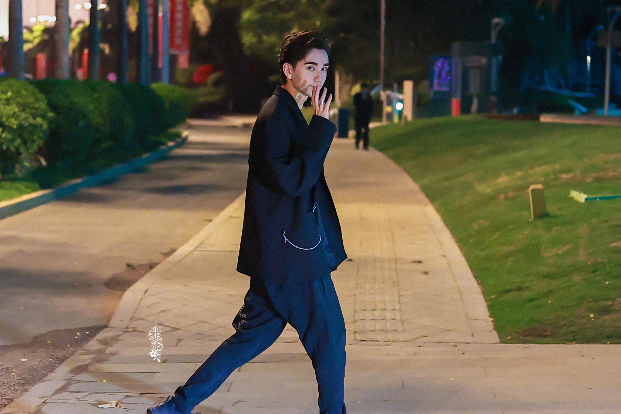 创4和马退赛的瓜太假了吧有颜值有实力没理由退啊