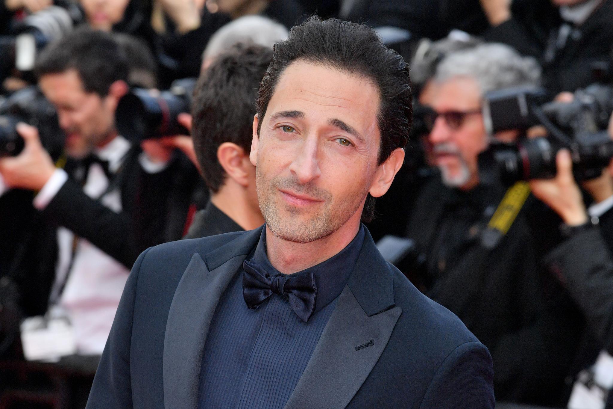 阿德里安布罗迪加盟hbo热剧继承之战第3季