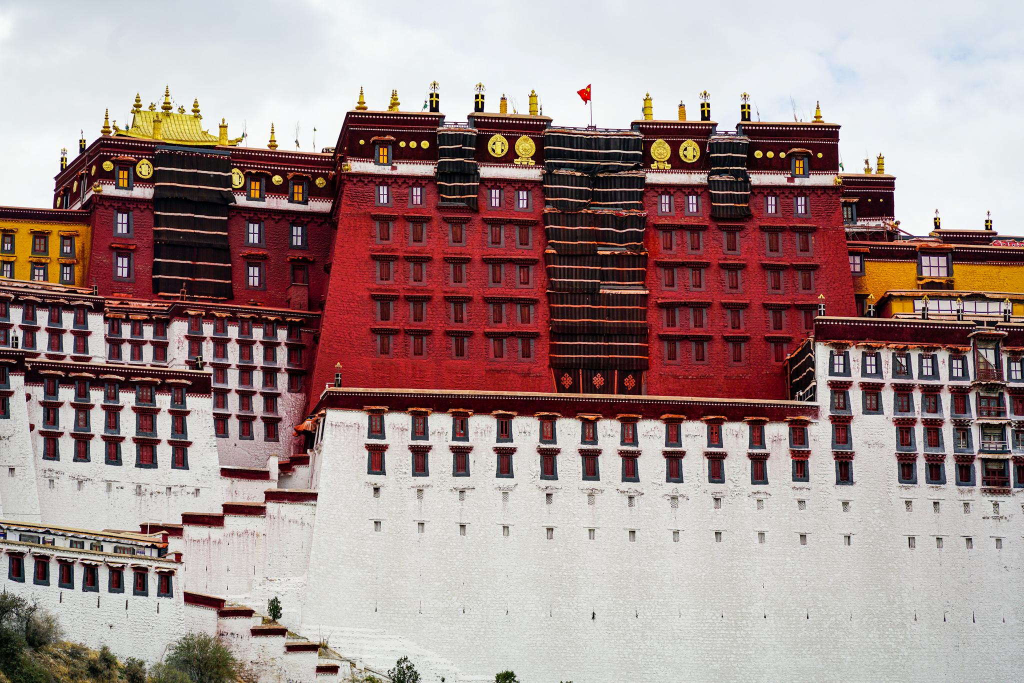 西藏旅行布达拉宫小众机位拍摄全攻略