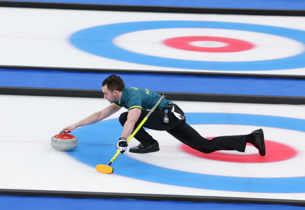 （北京冬奥会）冰壶——混双循环赛：美国队胜澳大利亚队休闲区蓝鸢梦想 - Www.slyday.coM