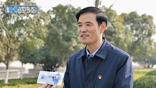 党代表在基层钟佰均:用旧渔网织出一个新"明星村"|钟佰钧|钟佰均|农村