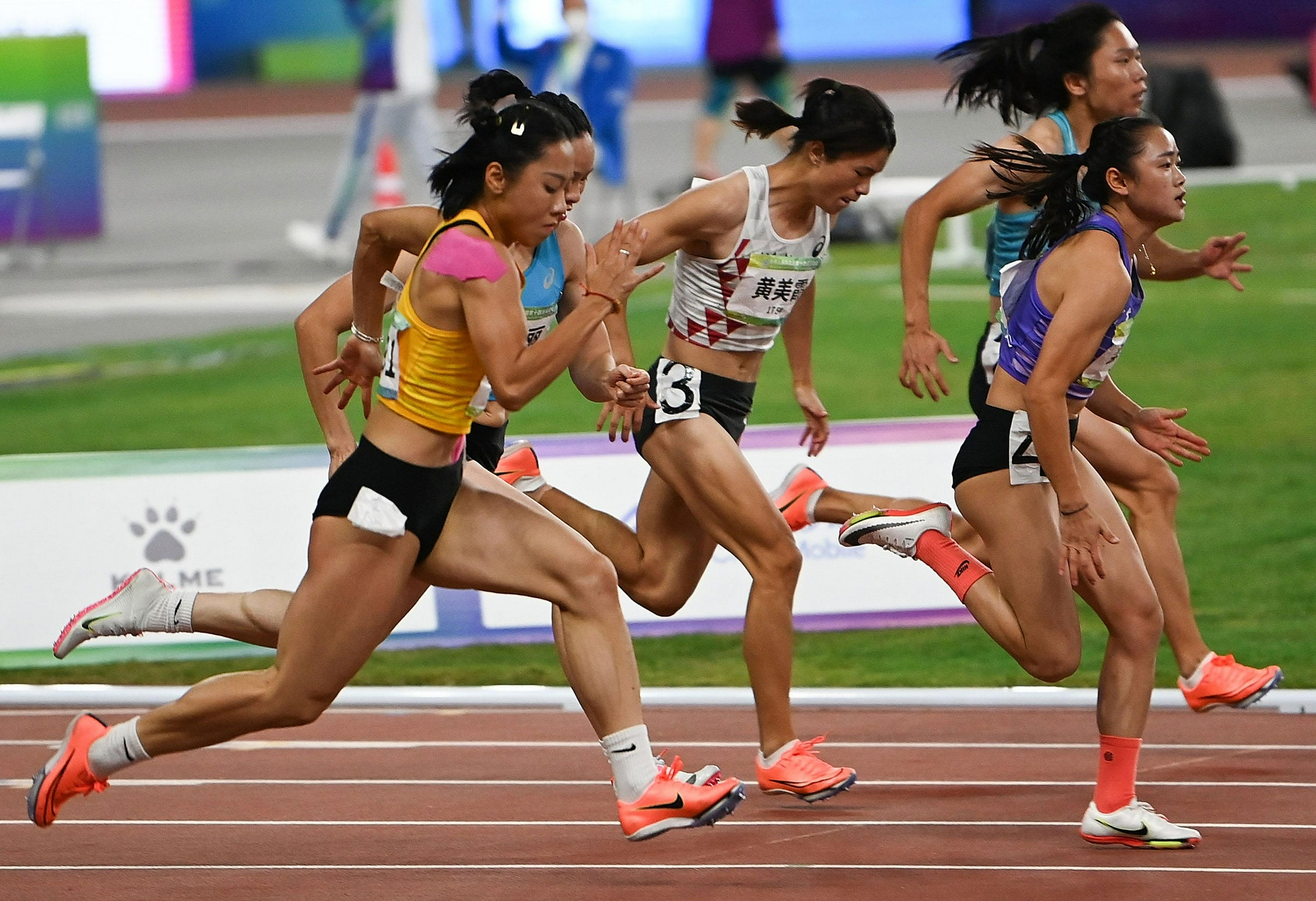 全运会女子百米决赛 葛曼棋以11秒22夺冠休闲区蓝鸢梦想 - Www.slyday.coM
