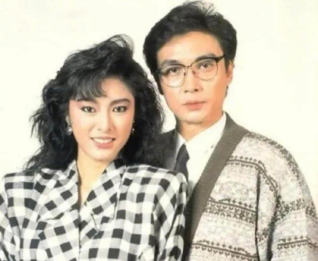 刘松仁近照曝光,与老友相聚状态佳,曾被传中风行动不便|中风|刘松仁|苏嘉燕_新浪新闻