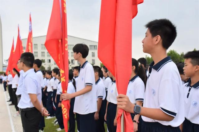 目标的交汇的重要时间节点,风华正茂的湖口三中全体师生必将携手奋进