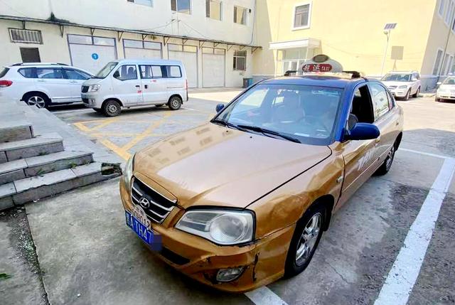 无证驾驶假出租、挪用号牌、车辆未检→哈市一男子因多项违法被重罚休闲区蓝鸢梦想 - Www.slyday.coM