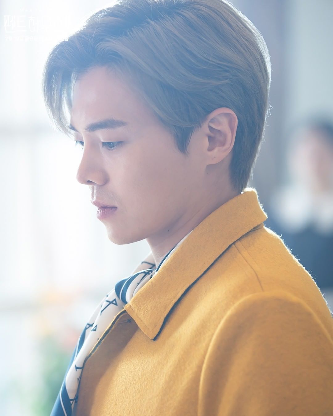 顶楼2里洛根李戏份有点少啊 cr logo