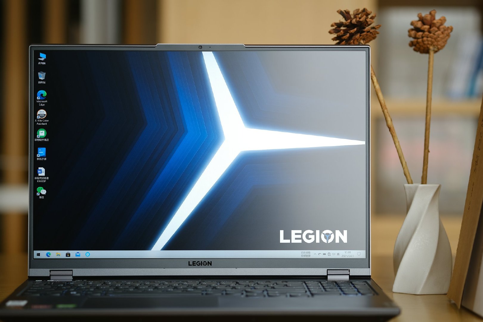 颜值与性能并存:拯救者 r9000p 2021 游戏本开箱体验__财经头条