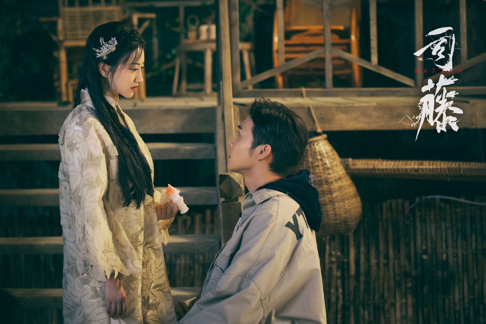 玉昭令开播张艺上造型丑官鸿演技木因这两点难超司藤