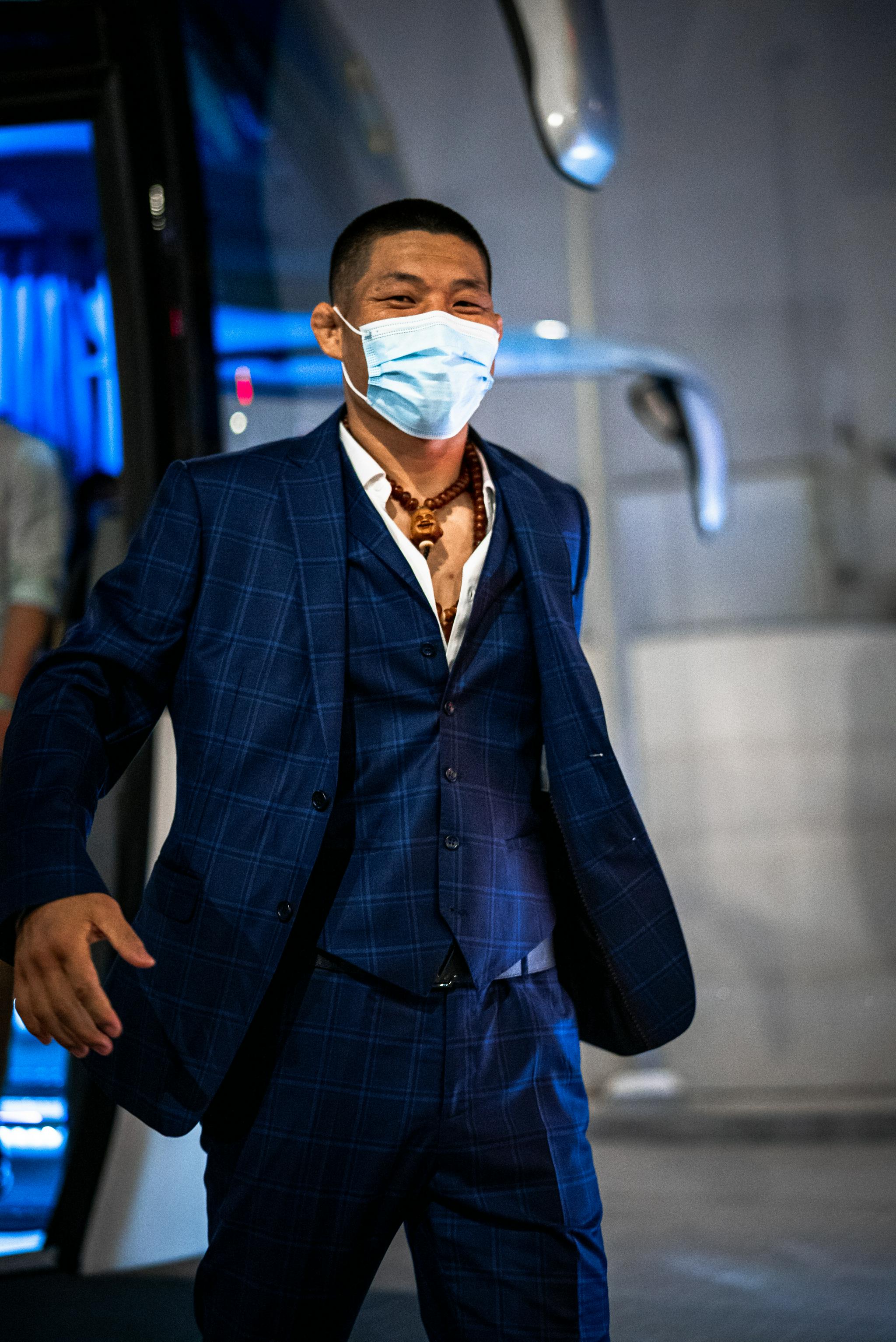 拳天下李景亮 西服亮相!