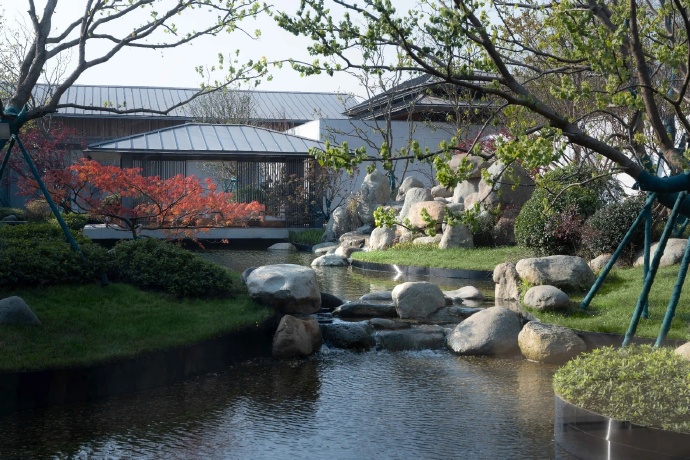 武汉融创山水拾间别墅:华中首发纯低密山水系,有山有湖独院别墅__财经