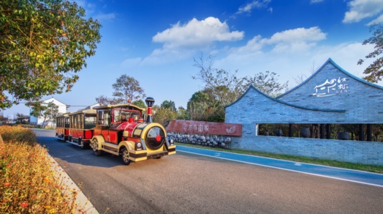 高质量发展和老百姓美好生活双向奔赴,苏南古镇震泽用十年再建新时代鱼米之乡休闲区蓝鸢梦想 - Www.slyday.coM 高质量发展和老百姓美好生活双向奔赴,苏南古镇震泽用十年再建新时代鱼米之乡休闲区蓝鸢梦想 - Www.slyday.coM