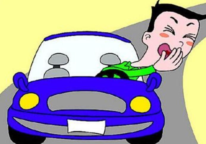 车内突然闻见汽油味怎么办？