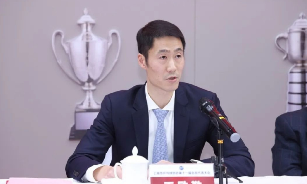 王励勤再升职,身居高位,44岁越来越帅了,爱情事业双丰收|王励勤|丰收|爱情_新浪新闻