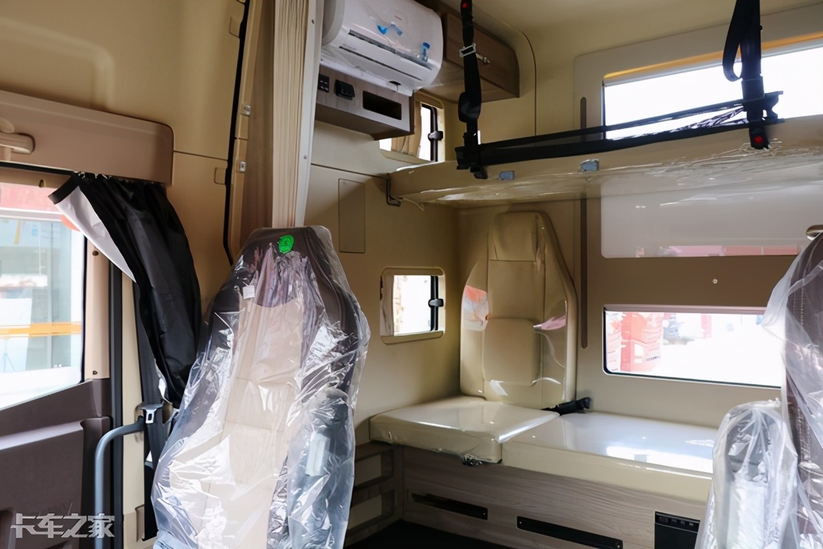 从硬板凳到双人大卧铺从舒适度看卡车变迁史