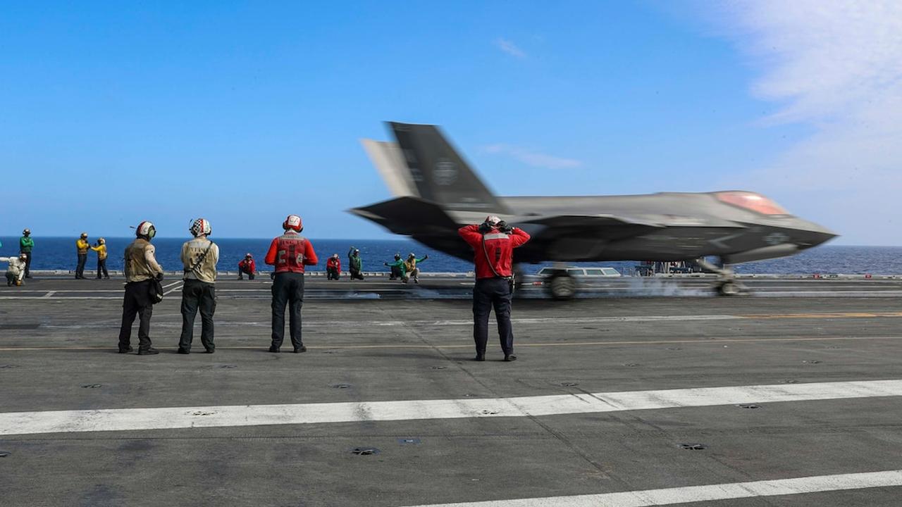 美军在南海打捞战斗机,中方是否“干扰”?五角大楼作出最新回应休闲区蓝鸢梦想 - Www.slyday.coM 美军在南海打捞战斗机,中方是否“干扰”?五角大楼作出最新回应休闲区蓝鸢梦想 - Www.slyday.coM